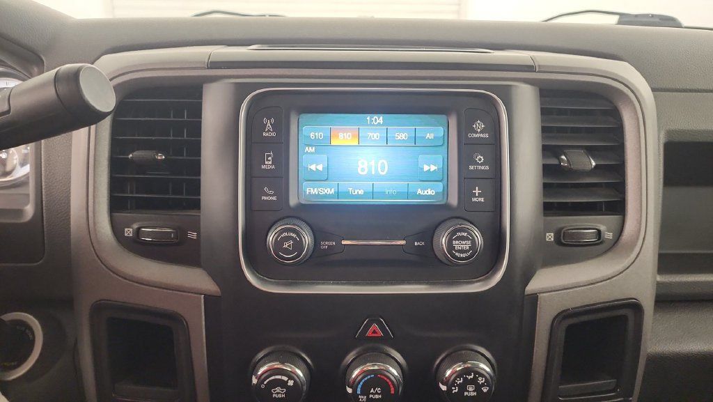 Used 2015 RAM 2500 Tradesman w/ Chrome Appearance Group AWD/4WD image 12