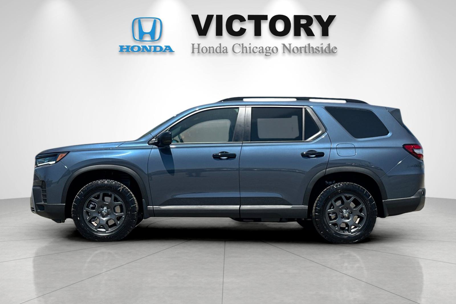 New 2026 Honda Pilot TrailSport image 2