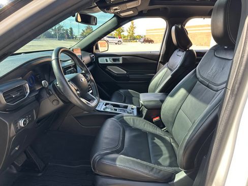 Used 2022 Ford Explorer ST w/ Equipment Group 401A image 27