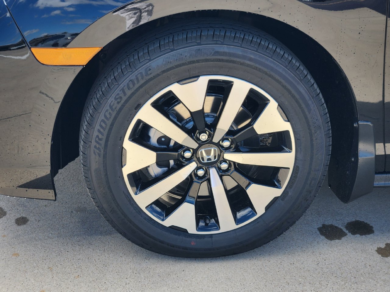 New 2027 Honda Odyssey EX-L image 8