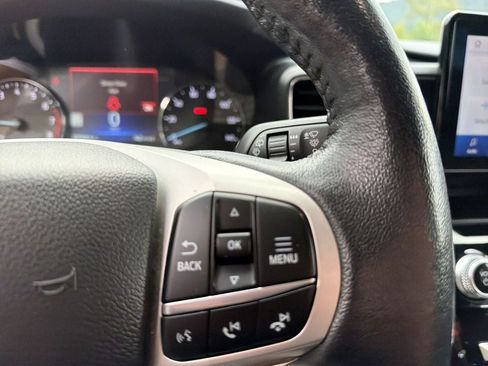Used 2023 Ford Explorer Limited w/ Equipment Group 301A AWD/4WD image 19