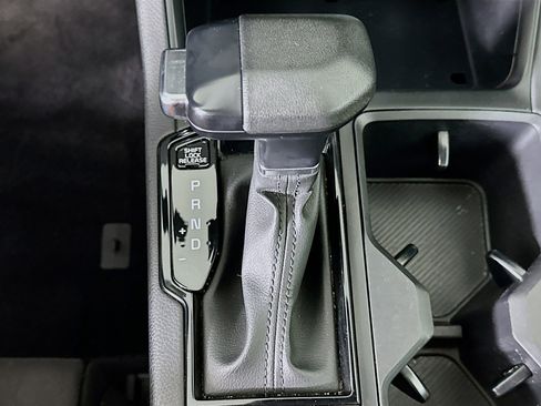 Used 2025 Kia K5 LXS FWD image 24