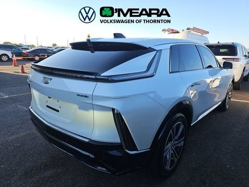 Used 2024 Cadillac Lyriq Luxury RWD image 2