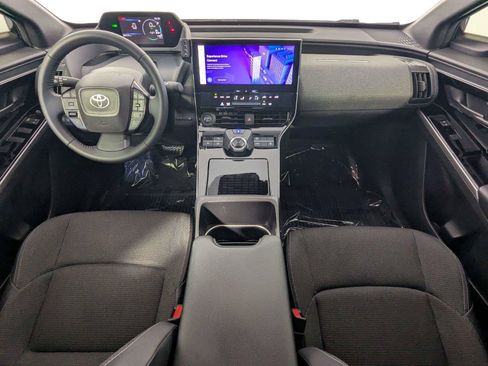 Used 2024 Toyota bZ4X FWD image 38