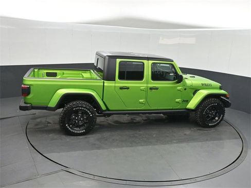 New 2026 Jeep Gladiator Willys image 28