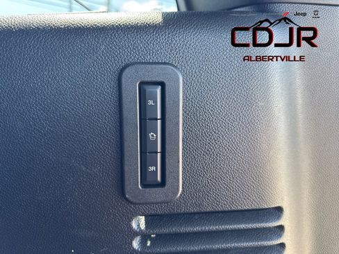 Used 2017 Lincoln Navigator L Reserve image 18