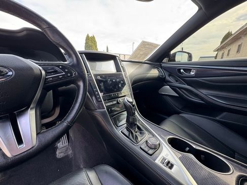 Used 2017 INFINITI Q60 Red Sport 400 image 14