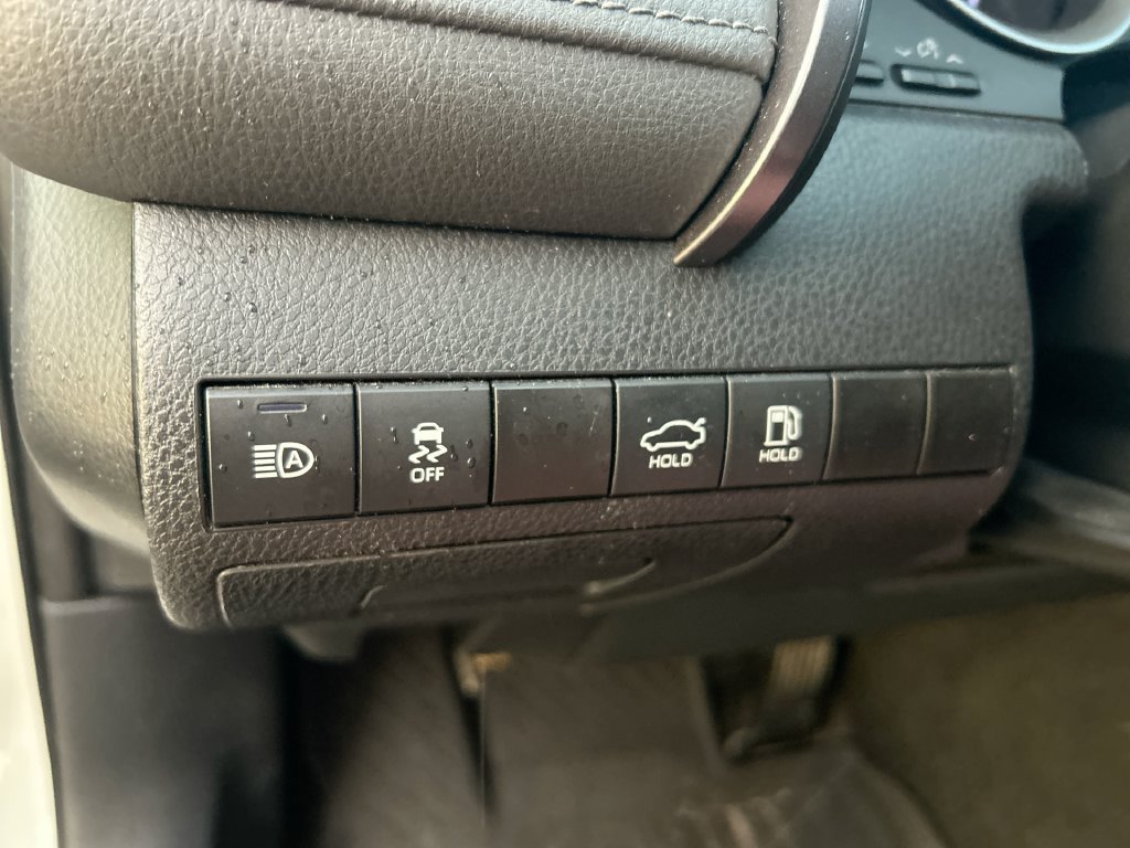 Used 2023 Toyota Camry LE FWD image 14