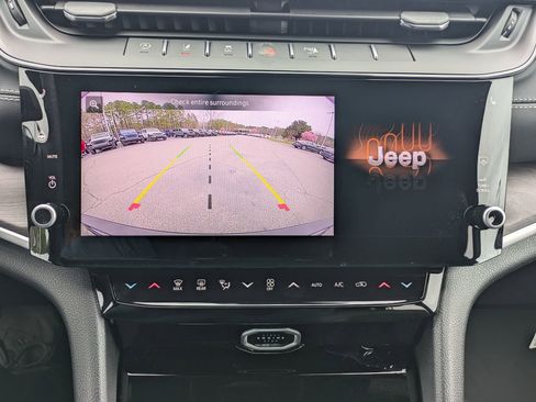 New 2026 Jeep Grand Cherokee Altitude AWD/4WD image 14