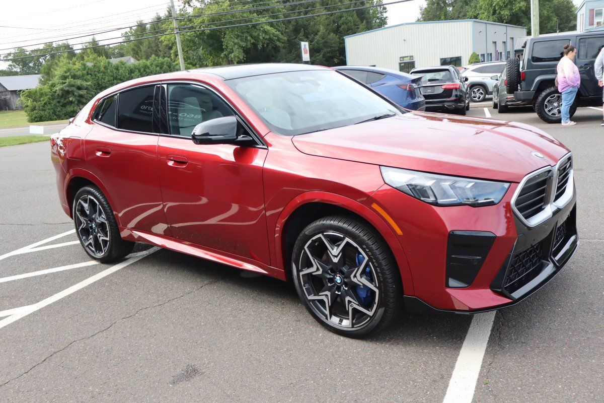 Used 2026 BMW X2 M35i AWD/4WD image 4