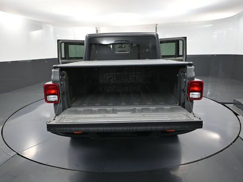 Used 2022 Jeep Gladiator Mojave w/ Auxiliary Switch Group image 40