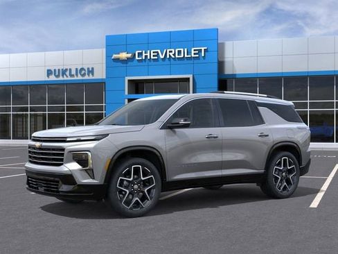 New 2026 Chevrolet Traverse High Country image 2