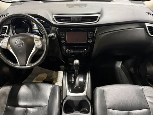 Used 2015 Nissan Rogue SL image 32