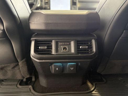 Certified 2022 Ford F150 Raptor w/ Equipment Group 801A High image 28