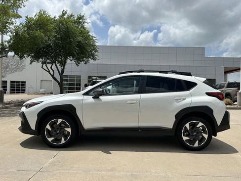 Used 2024 Subaru Crosstrek 2.5i Limited w/ Popular Package #4A AWD/4WD image 2