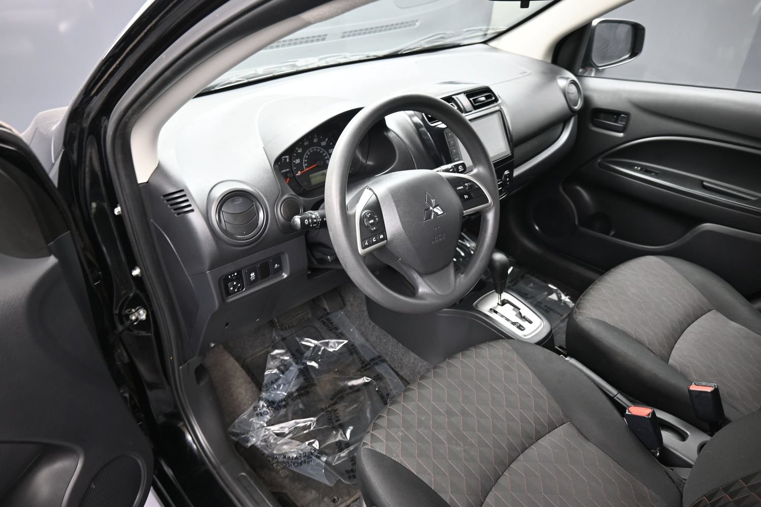 Used 2024 Mitsubishi Mirage LE FWD image 12