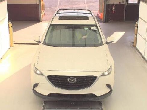 Used 2023 MAZDA CX-9 Touring Plus image 3