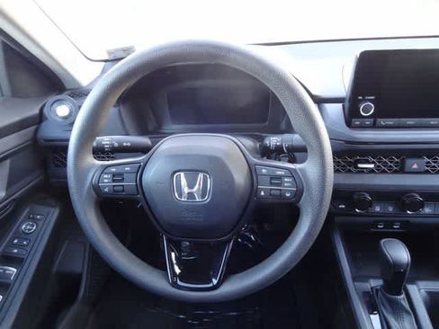 Used 2023 Honda Accord EX image 12