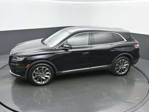 Used 2023 Lincoln Nautilus Reserve AWD/4WD image 41