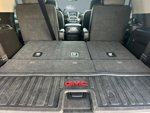 Used 2019 GMC Yukon Denali w/ Denali Ultimate Package image 36