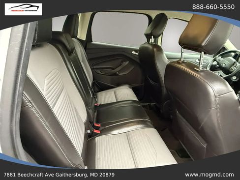 Used 2018 Ford Escape SE w/ SE Sport Appearance Package AWD/4WD image 10