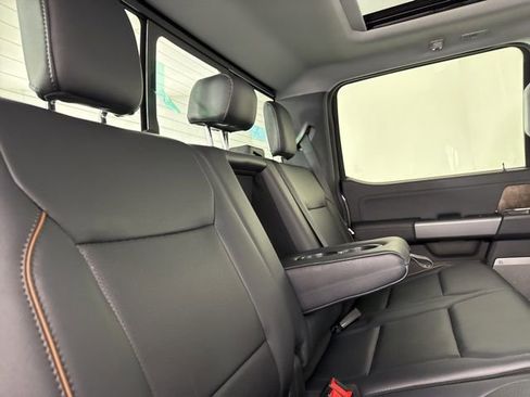 New 2026 Ford F250 Lariat w/ Lariat Ultimate Package image 24