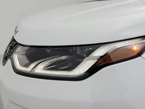 Used 2025 Land Rover Discovery Sport S image 29