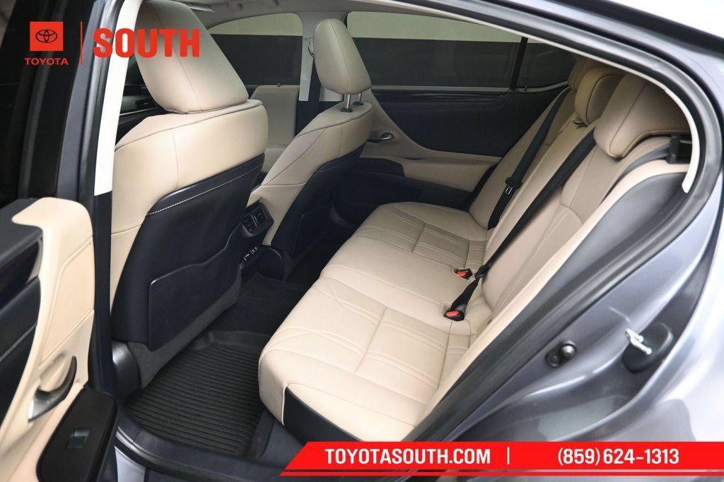 Used 2020 Lexus ES 350 w/ Accessory Package FWD image 10