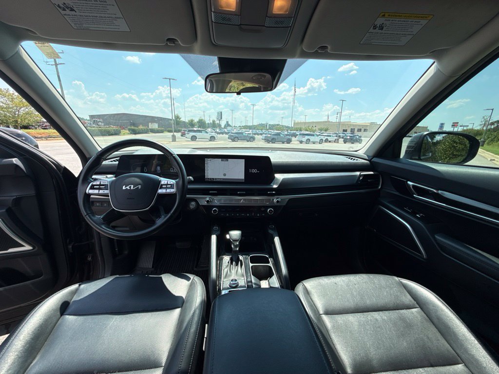 Used 2023 Kia Telluride S AWD/4WD image 14