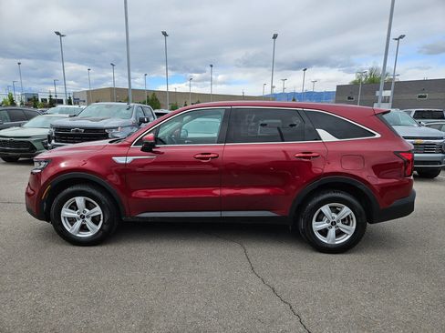 Used 2022 Kia Sorento LX AWD/4WD image 7