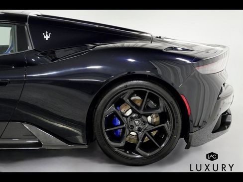 Used 2023 Maserati MC20 Spyder image 8