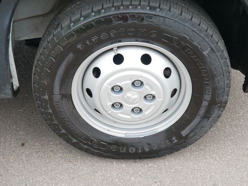 Used 2023 RAM ProMaster 2500 FWD image 15