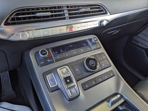 Used 2020 Hyundai Palisade Limited image 22