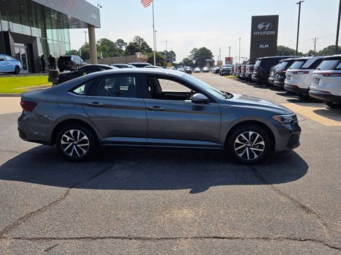 Used 2024 Volkswagen Jetta S FWD image 14
