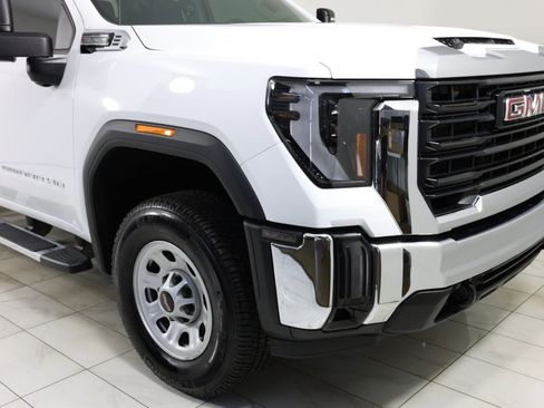 Used 2024 GMC Sierra 2500 Pro w/ Convenience Package AWD/4WD image 36
