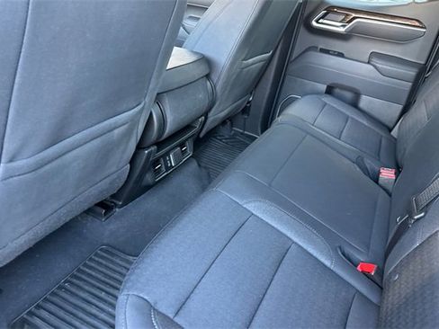 Used 2025 GMC Sierra 1500 Elevation image 12