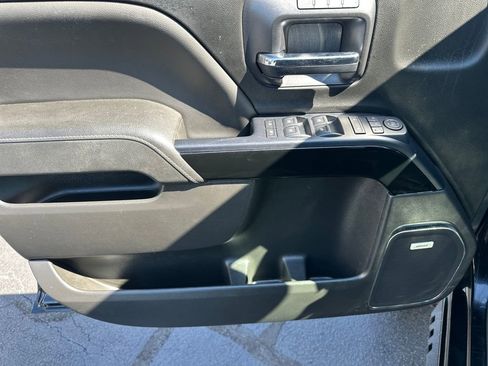 Used 2018 Chevrolet Silverado 1500 LTZ Z71 w/ LTZ Plus Package image 12