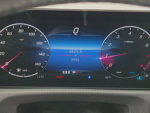 Certified 2026 Mercedes-Benz CLA 250 image 8