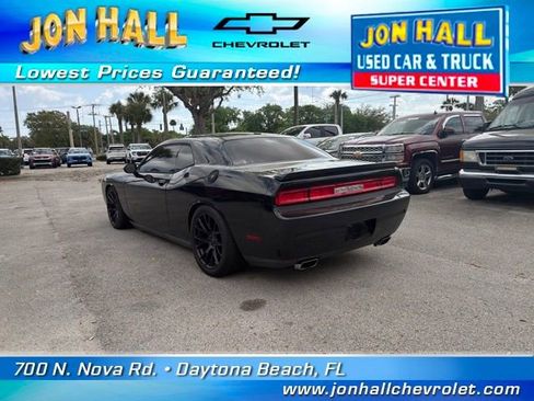 Used 2012 Dodge Challenger R/T image 6