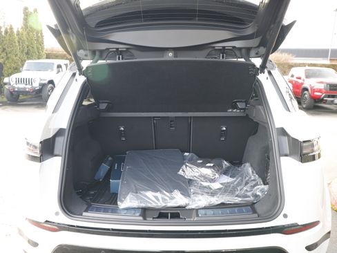 New 2025 Land Rover Range Rover Evoque Dynamic SE AWD/4WD image 12