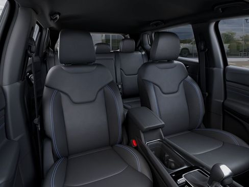 New 2026 Jeep Compass Limited AWD/4WD image 16