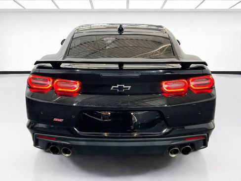 Used 2022 Chevrolet Camaro SS RWD image 5