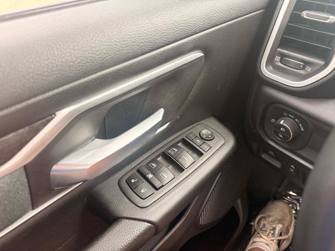 Used 2022 RAM 1500 Big Horn AWD/4WD image 18