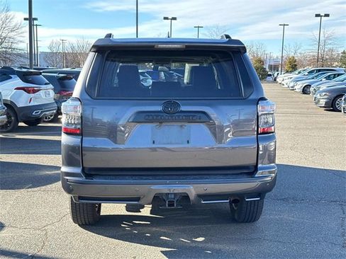Used 2018 Toyota 4Runner Limited image 3