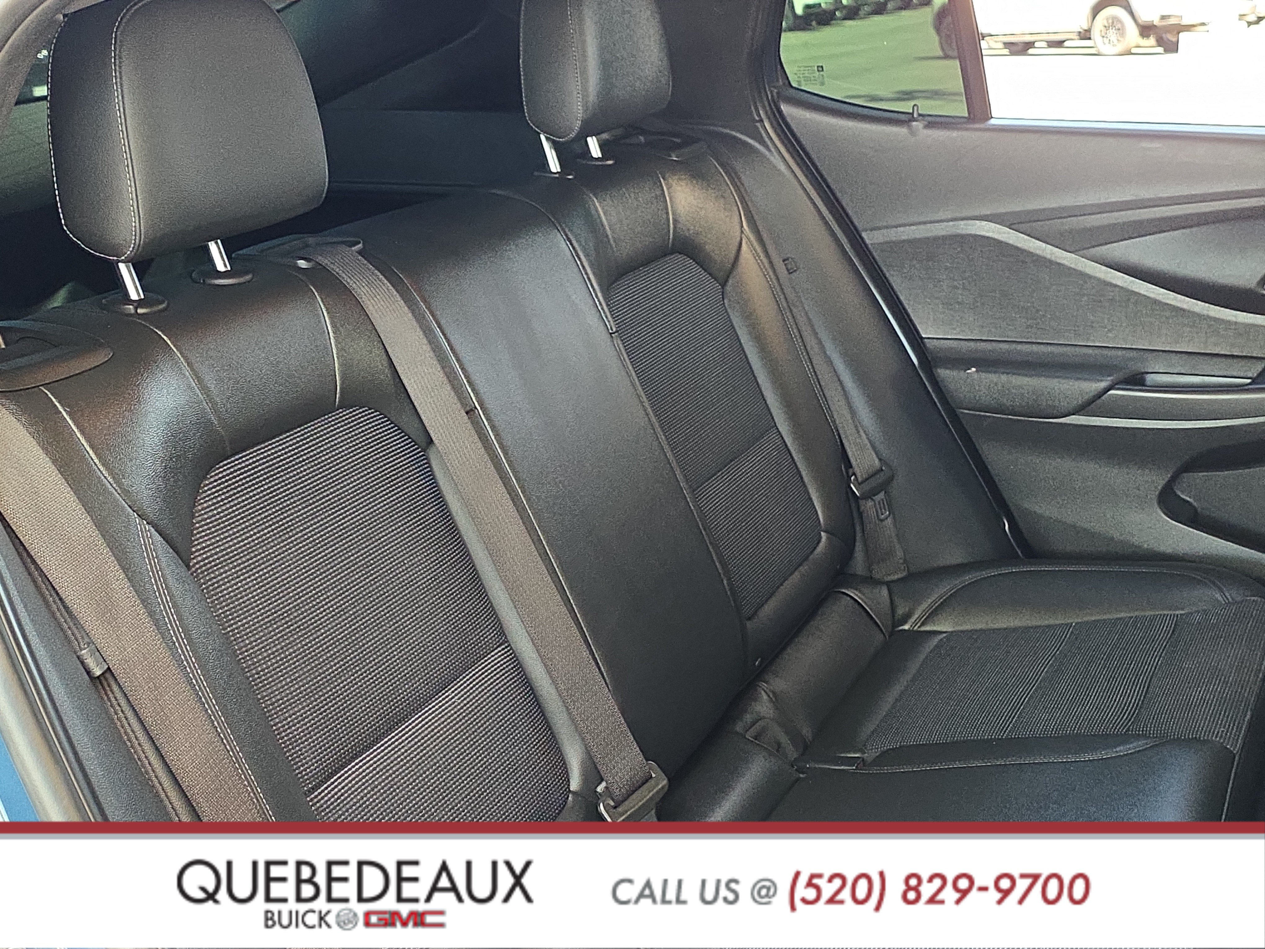 Used 2024 Buick Envista Sport Touring w/ Convenience I Package FWD image 24