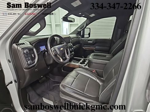 Used 2022 Chevrolet Silverado 2500 High Country image 10