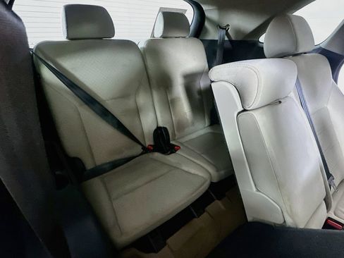 Used 2018 Kia Sorento FWD image 14