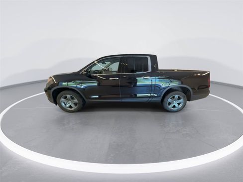 Used 2023 Honda Ridgeline RTL-E image 4