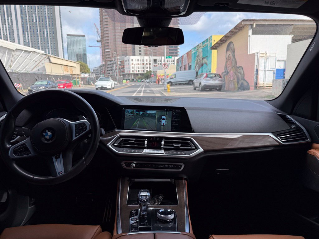 Used 2019 BMW X5 xDrive40i w/ M Sport Package AWD/4WD image 16
