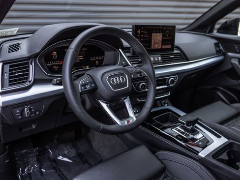 Used 2025 Audi Q5 2.0T Premium Plus AWD/4WD image 4